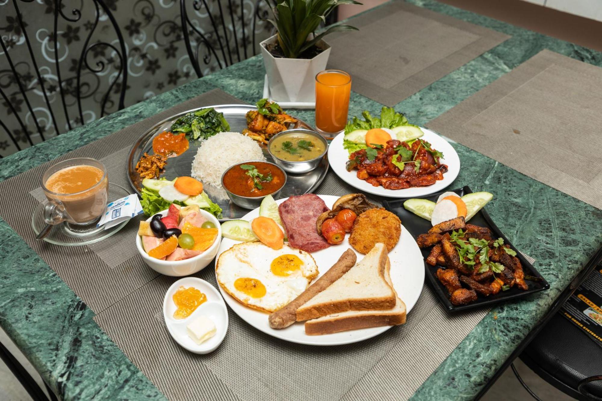 Greatwall International Hotel Katmandu Zewnętrze zdjęcie